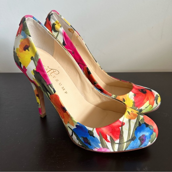 Ivanka Trump Floral Pumps Heels - Picture 6 of 6